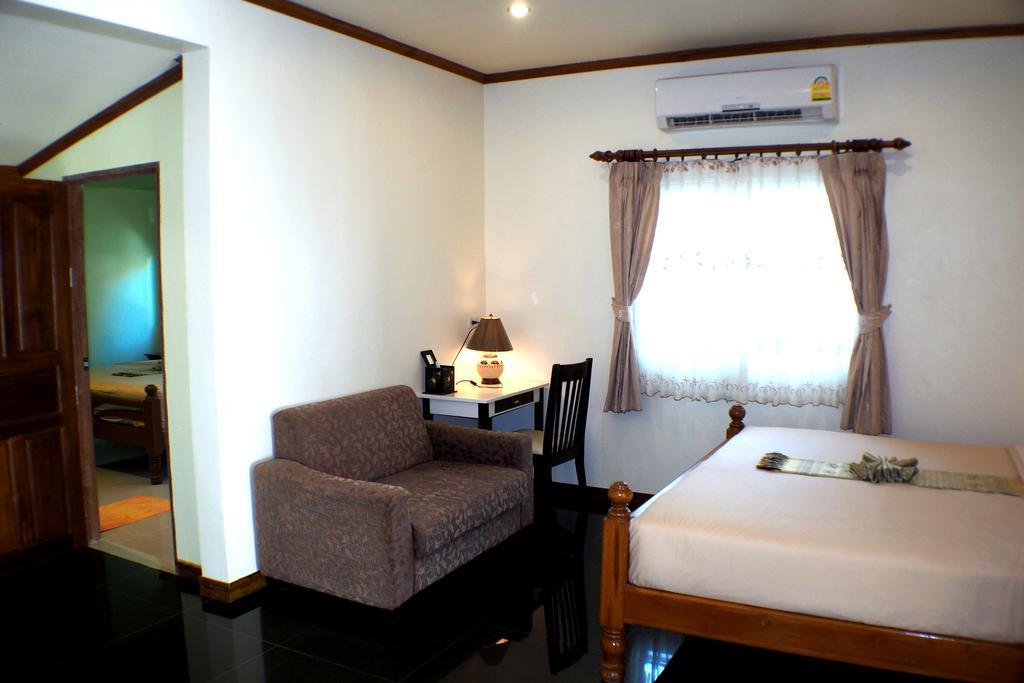 Pennapa Chalet Chalong Buitenkant foto