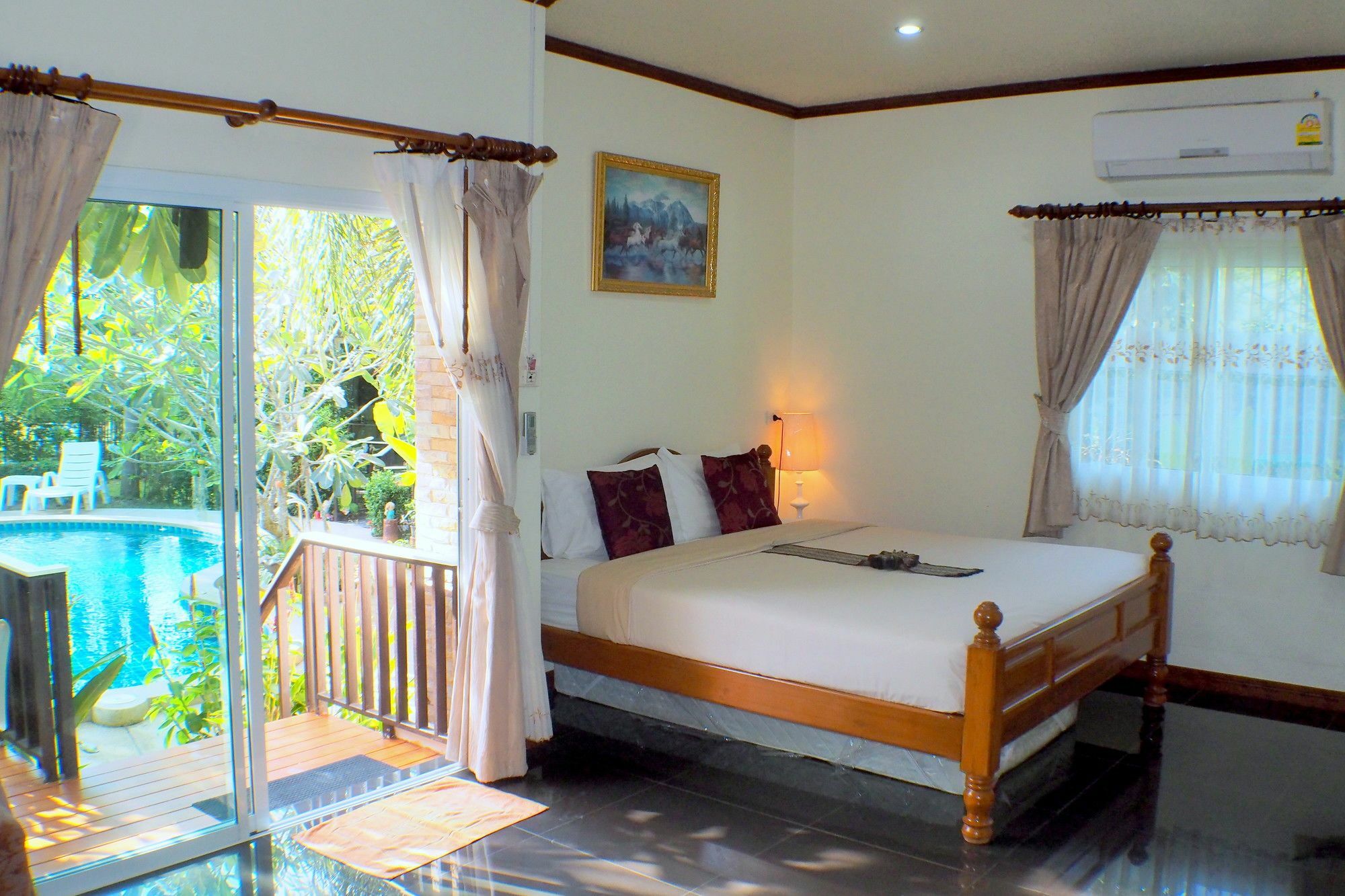 Pennapa Chalet Chalong Buitenkant foto